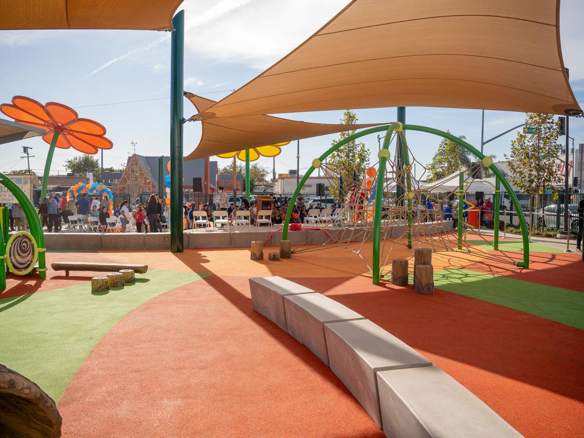 Walnut Park gets its first dedicated park space | Urbanize LA